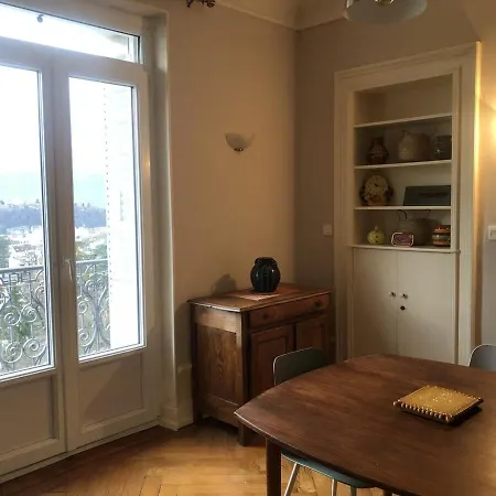 60m2 1 Parking Et Piscine