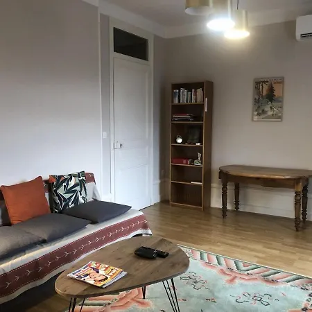 60m2 1 Parking Et Piscine Aix-les-Bains